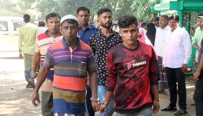 বিচারকের সামনে গলা কেটে হত্যার হুমকি