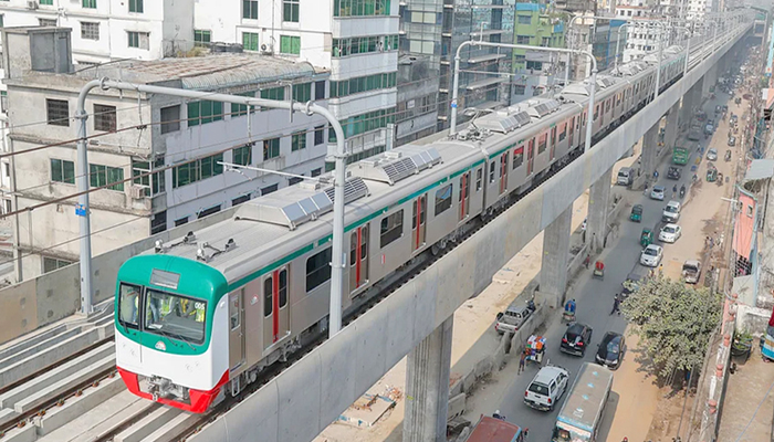মেট্রোরেলে হাফ পাস নেই শিক্ষার্থী‌দের