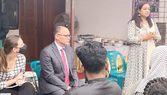 নিখোঁজ বিএনপি নেতা সুমনের বাসায় মার্কিন রাষ্ট্রদূত