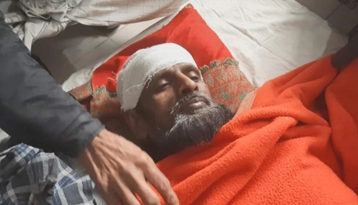 মাদারীপুরে ব্যবসায়ীকে কুপিয়ে জখম