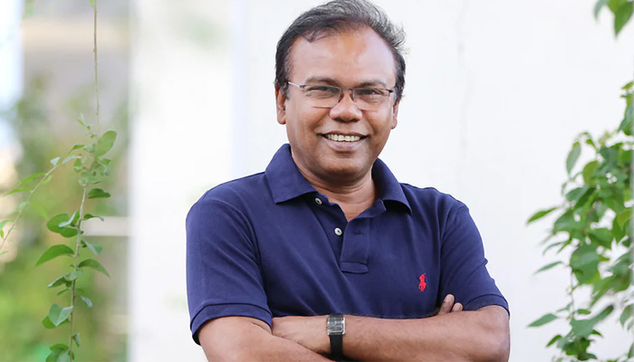‘ইন্দুবালা’র সিক্যুয়াল গান গাইলেন ফজলুর রহমান বাবু