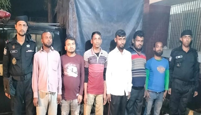 বদলা নিতে গিয়ে চোরচক্রের প্রধান!