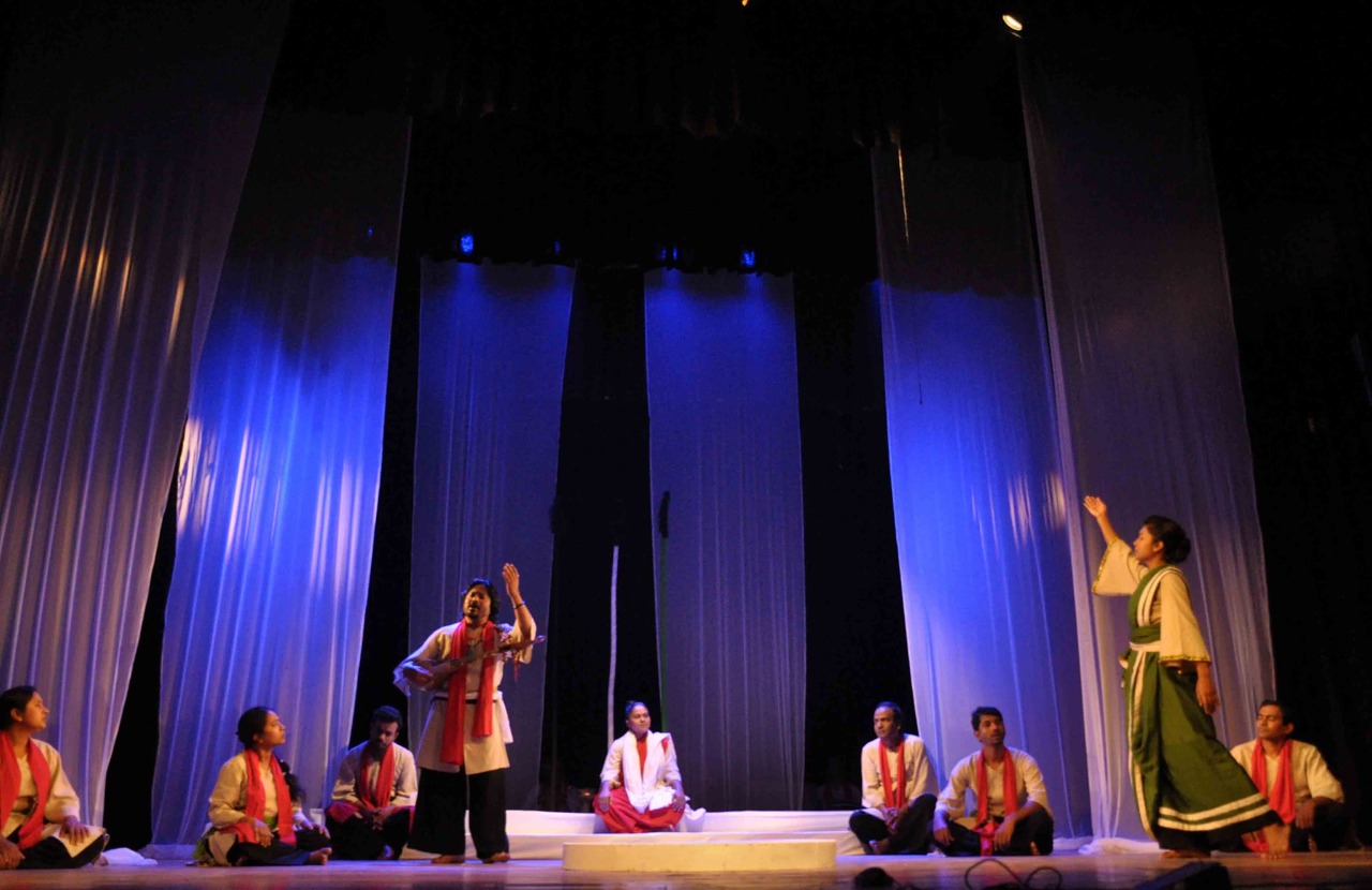 ৬০তম মঞ্চায়নে ‘দমের মাদার’