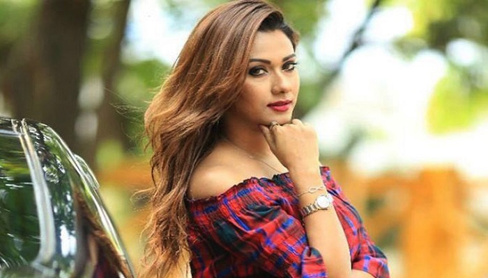 নিউমোনিয়ায় আক্রান্ত ববি