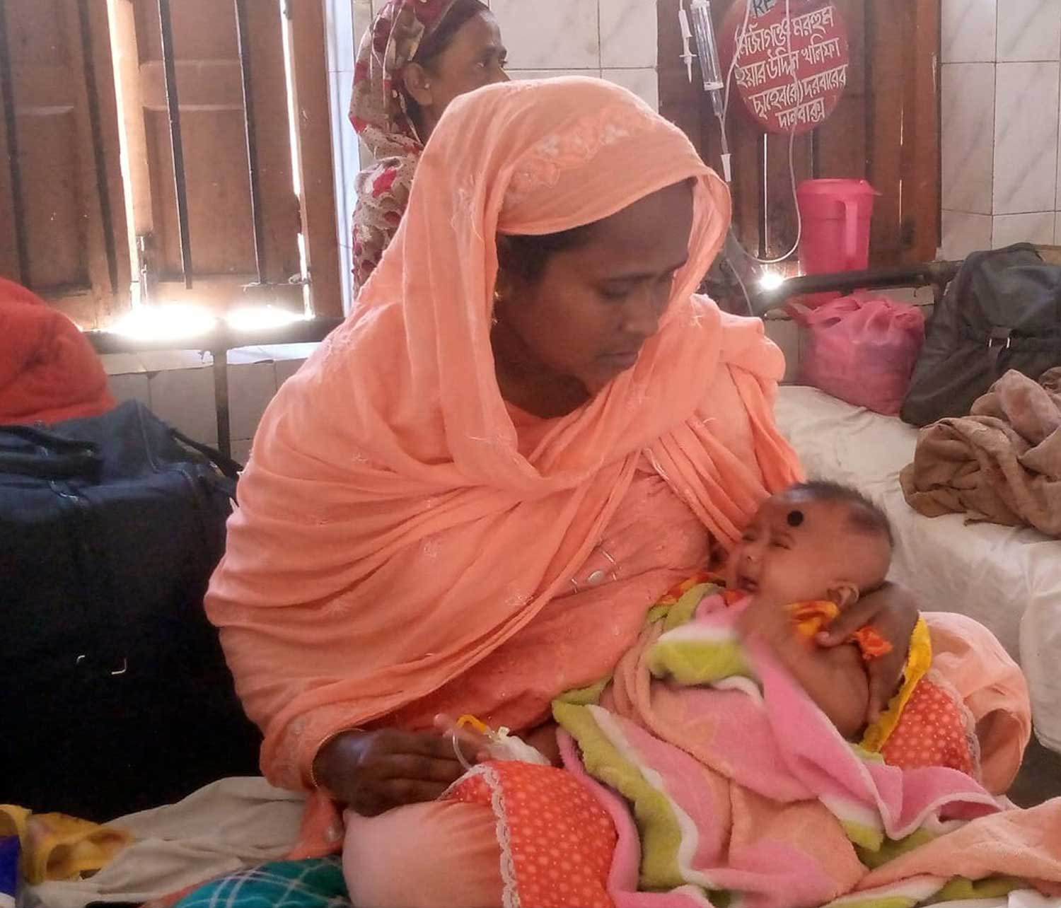 বাড়ছে সর্দি-কাশি, ডায়রিয়ার প্রাদুর্ভাব