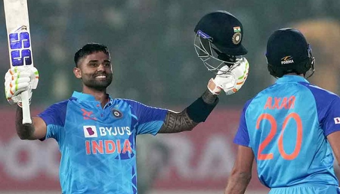 সূর্যের সেঞ্চুরিতে বড় জয়ে সিরিজ ভারতের