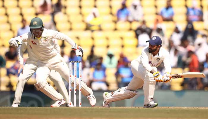 জাদেজার দাপটে দিশেহারা অস্ট্রেলিয়া