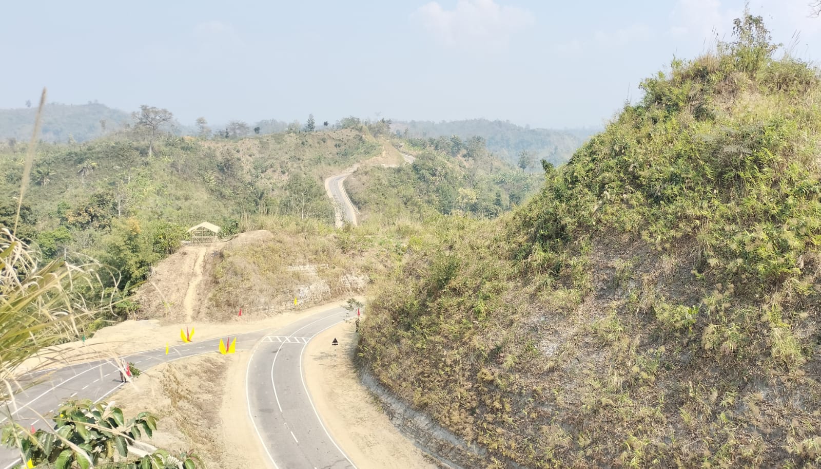 উদ্বোধনের অপেক্ষায় আলীকদম-পোয়ামুহুরী সড়ক