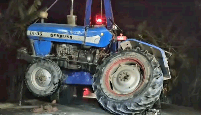 পলাশবাড়ীতে ত্রিমুখী সংঘর্ষে নিহত ২