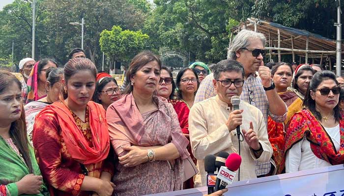এটি দুরভিসন্ধিমুলক, ষড়যন্ত্র