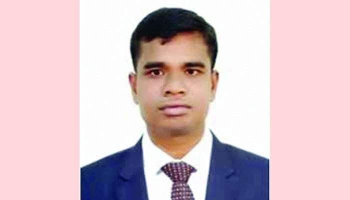 গোদাগাড়ীর সেই ইউএনওকে বদলি, চাকরিচ্যুতির দাবি