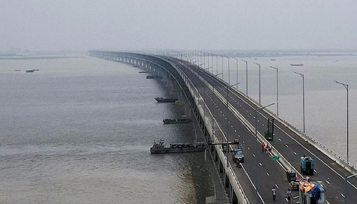 এক মাসে পদ্মা সেতুতে মোটরসাইকেল চলাচলের সম্ভাবনা নেই