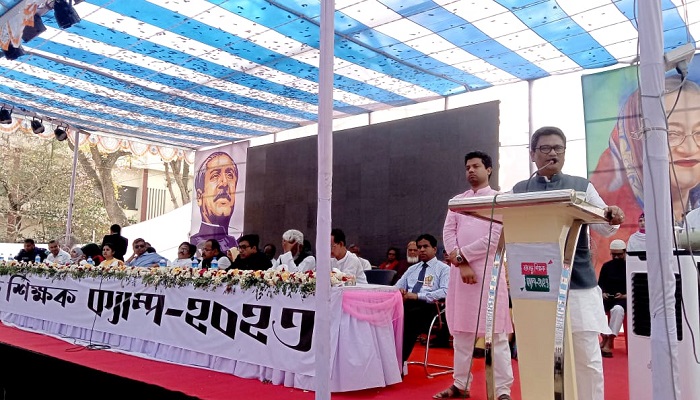 আমরা নতুন করে একটি যুদ্ধ শুরু করলাম