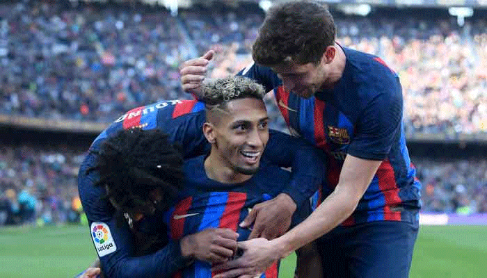 রাফিনিয়ার গোলে জয়ে ফিরলো বার্সেলোনা