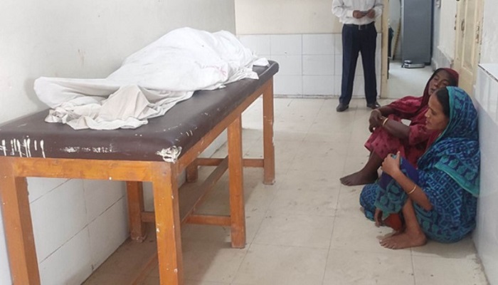 নারায়ণগঞ্জে র্যাব পরিচয়ে বৃদ্ধকে গুলি করে হত্যা
