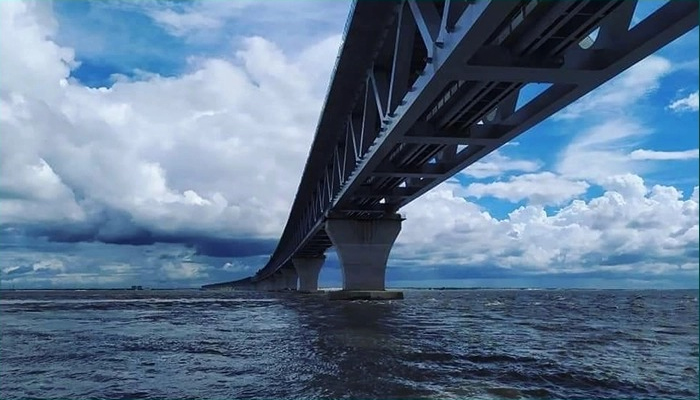 পদ্মা সেতুতে প্রথম ট্রেন চলবে ৪ এপ্রিল