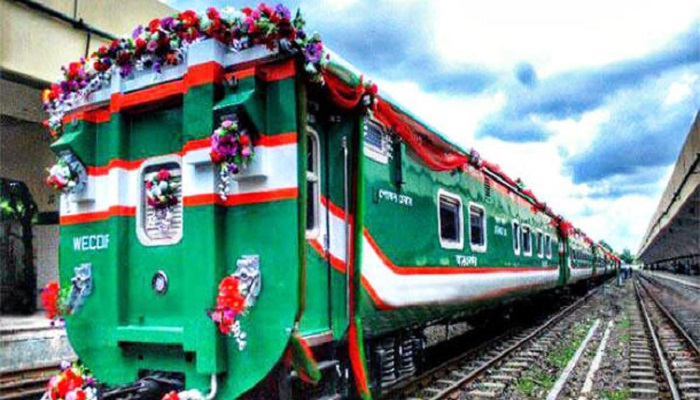 ঈদে বাড়তি ১০০ কোচ চালাবে পশ্চিম রেল