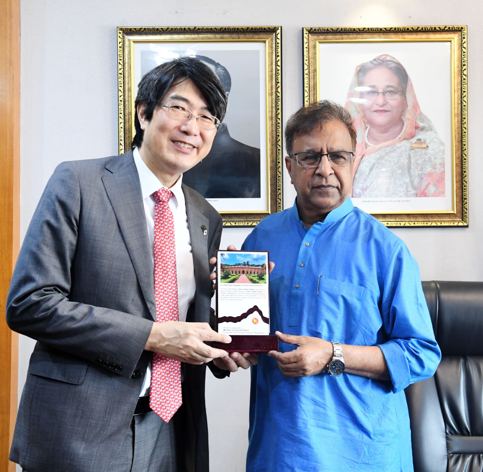 সংস্কৃতি প্রতিমন্ত্রীর সঙ্গে জাপানের রাষ্ট্রদূতের সাক্ষাৎ