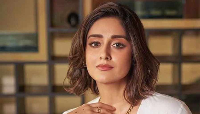 বিয়ের আগে মাতৃত্বের খবর ইলিয়ানার