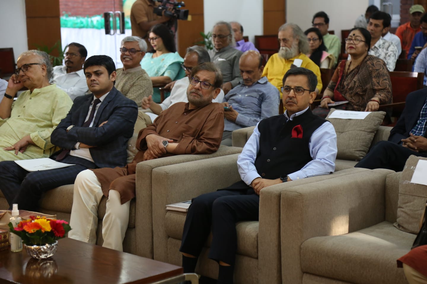 মোড়ক উন্মোচনের মধ্য দিয়ে ভারত বিচিত্রার সুবর্ণজয়ন্তী উদযাপন