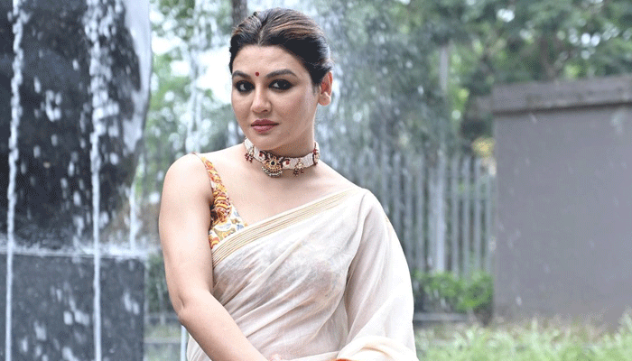 পশুপ্রেমী জয়ার হাতির স্বাধীনতা নিয়ে আক্ষেপ