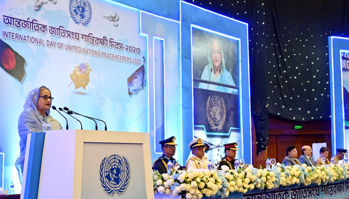 প্রযুক্তি ব্যবহার করে শান্তি কেড়ে নিচ্ছে অশুভ শক্তি