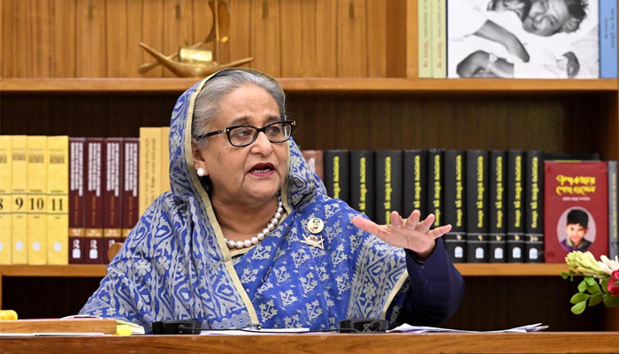 মোকায় ক্ষতিগ্রস্ত বাড়িঘর দ্রুত মেরামত শুরু