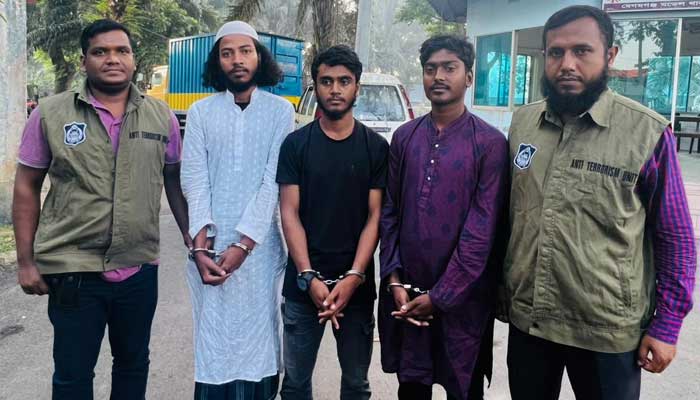জঙ্গি সংগঠনের প্রচারণায় প্রতি মাসে চলতো গোপন বৈঠক