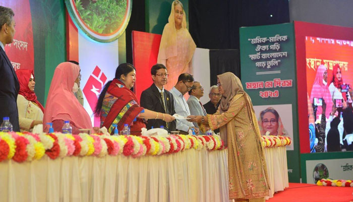 শ্রমিক-মালিক প্রচেষ্টায় স্মার্ট বাংলাদেশের ভীত রচিত হবে