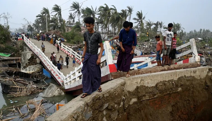 মিয়ানমারের এক স্থানেই নিহত ৪০০!