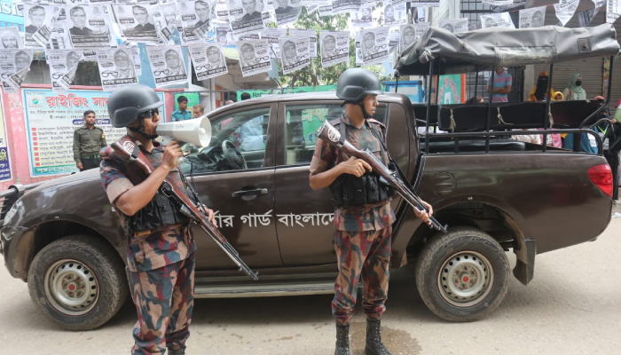 গাজীপুর নির্বাচন: মদিনাতুল উলুম মাদ্রাসা কেন্দ্র বিজিবি মোতায়েন