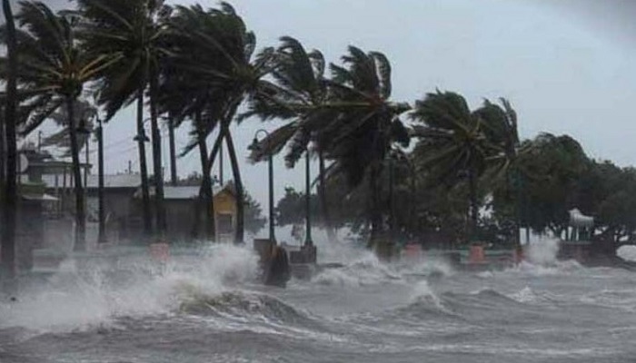 মোকার ঝুঁকিতে কক্সবাজার: সুপার সাইক্লোনের শঙ্কা 