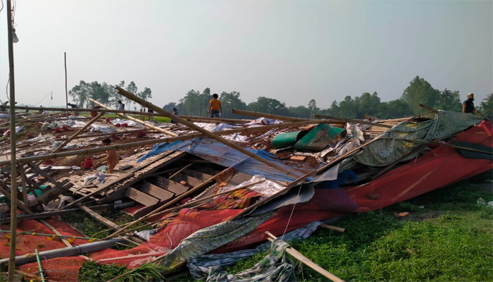 নাগরপুরে কালবৈশাখী ঝড়ে পোল্ট্রি খামারে ব্যাপক ক্ষয়ক্ষতি