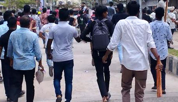 পটুয়াখালীতে আ.লীগ- বিএনপি সংঘর্ষ, আহত অর্ধশতাধিক