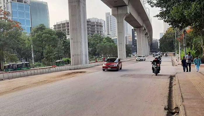 মে দিবসে স্বস্তিদায়ক ঢাকার বায়ু