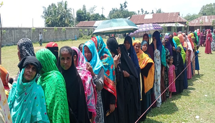 নেত্রকোণার দক্ষিণ বিশিউড়া ইউনিয়ন পরিষদে ভোটগ্রহণ চলছে