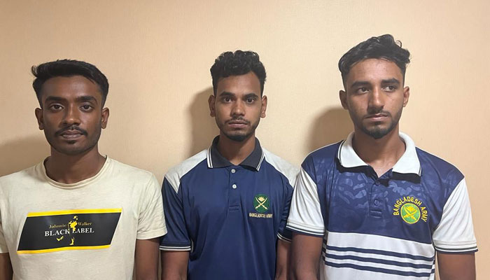 ইমো নম্বর নিয়ন্ত্রণ নিয়ে টাকা হাতিয়ে নেয় রাজন