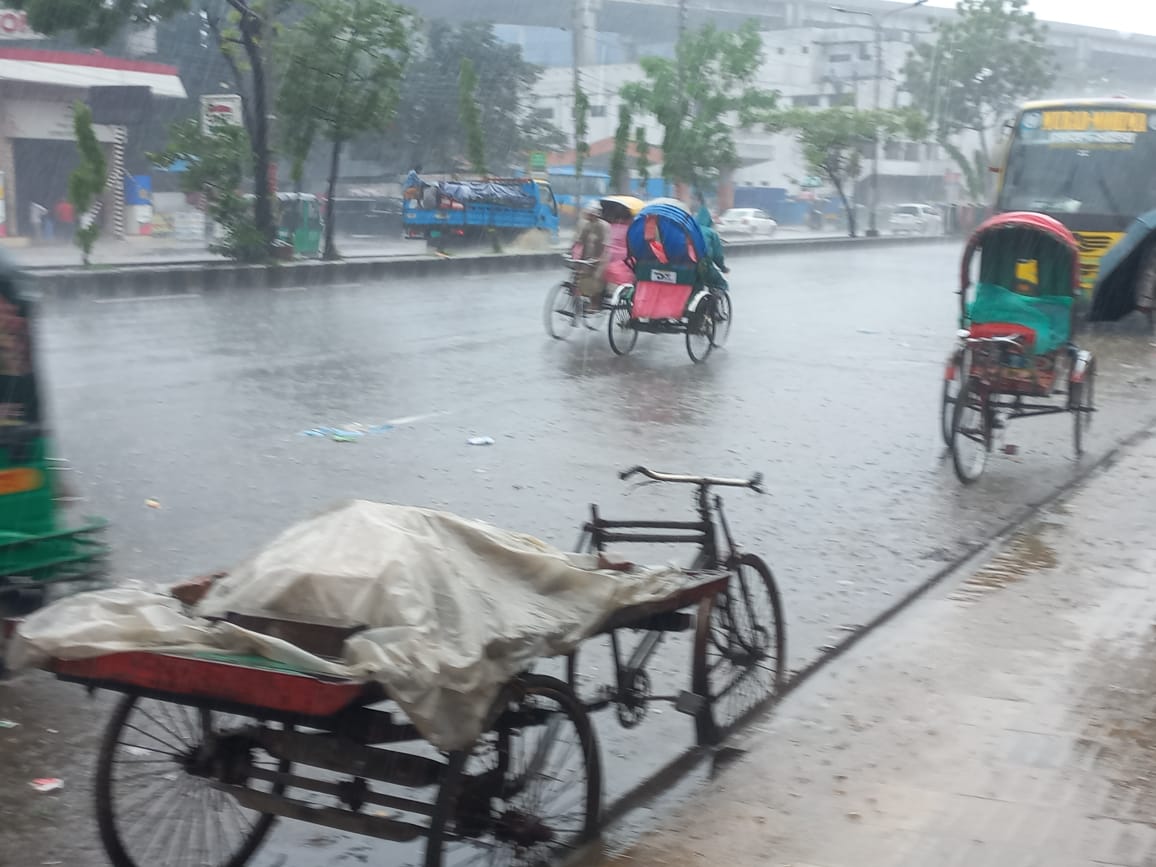 ঈদের দিন সারাদেশে ভারী বৃষ্টিপাতের আভাস