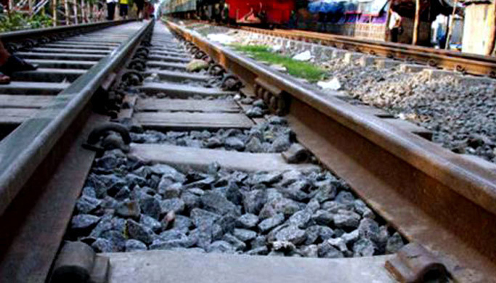 কুমিল্লায় ট্রেনে কাটা পড়ে ২ নারীর মৃত্যু