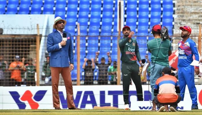 শেষ ম্যাচে টস হেরে ফিল্ডিংয়ে বাংলাদেশ