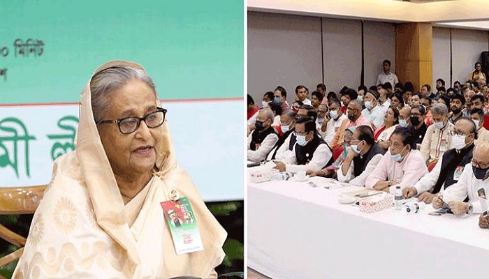 শেখ হাসিনার বার্তা নিয়ে এলাকায় আ.লীগ নেতারা