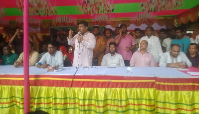 প্রধানমন্ত্রী শেখ হাসিনার নেতৃত্বে দেশে আজ অভূতপূর্ণ উন্নয়ন হয়েছে