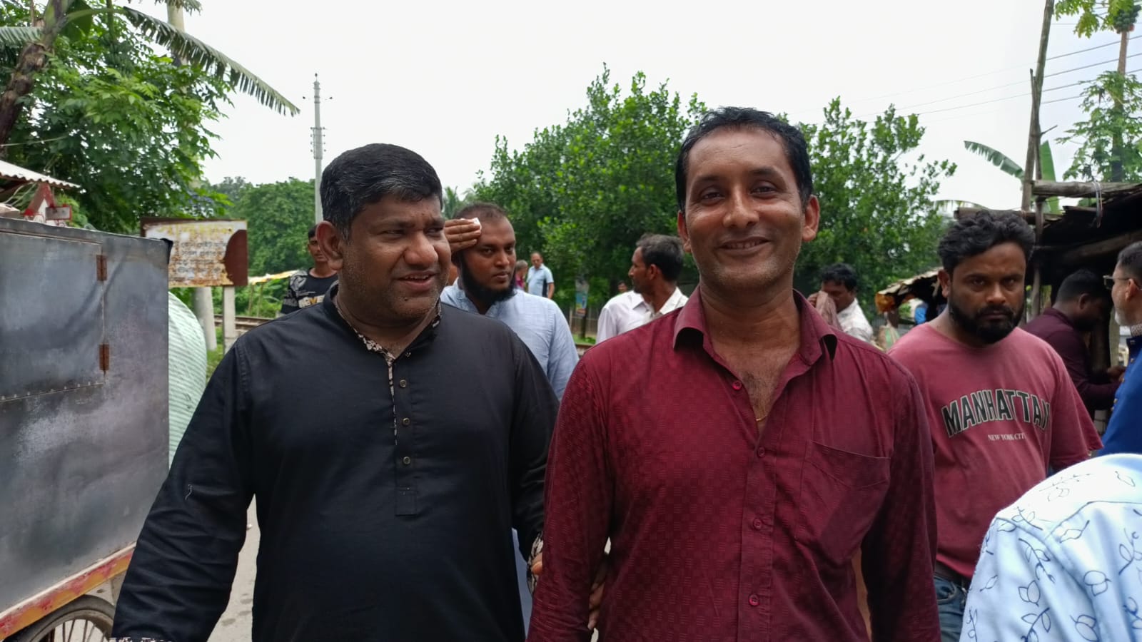 বঙ্গকন্যার সাড়ে ১৪ বছরে অভূতপূর্ব উন্নয়নের প্রচার করছেন দোলন