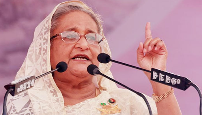 রংপুরে নৌকায় ভোট চাইলেন প্রধানমন্ত্রী