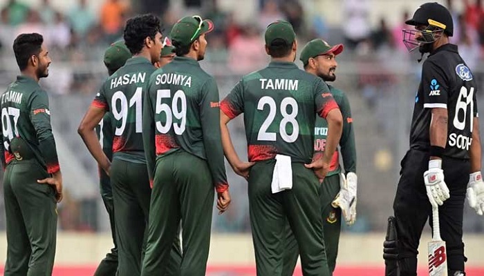 বড় ব্যবধানে নিউজিল্যান্ডের জয়