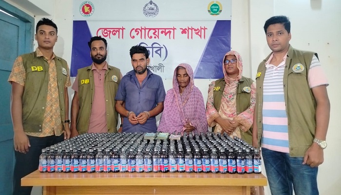 পটুয়াখালীতে চারশ বোতল ফেনসিডিলসহ জামাই-শাশুড়ি আটক