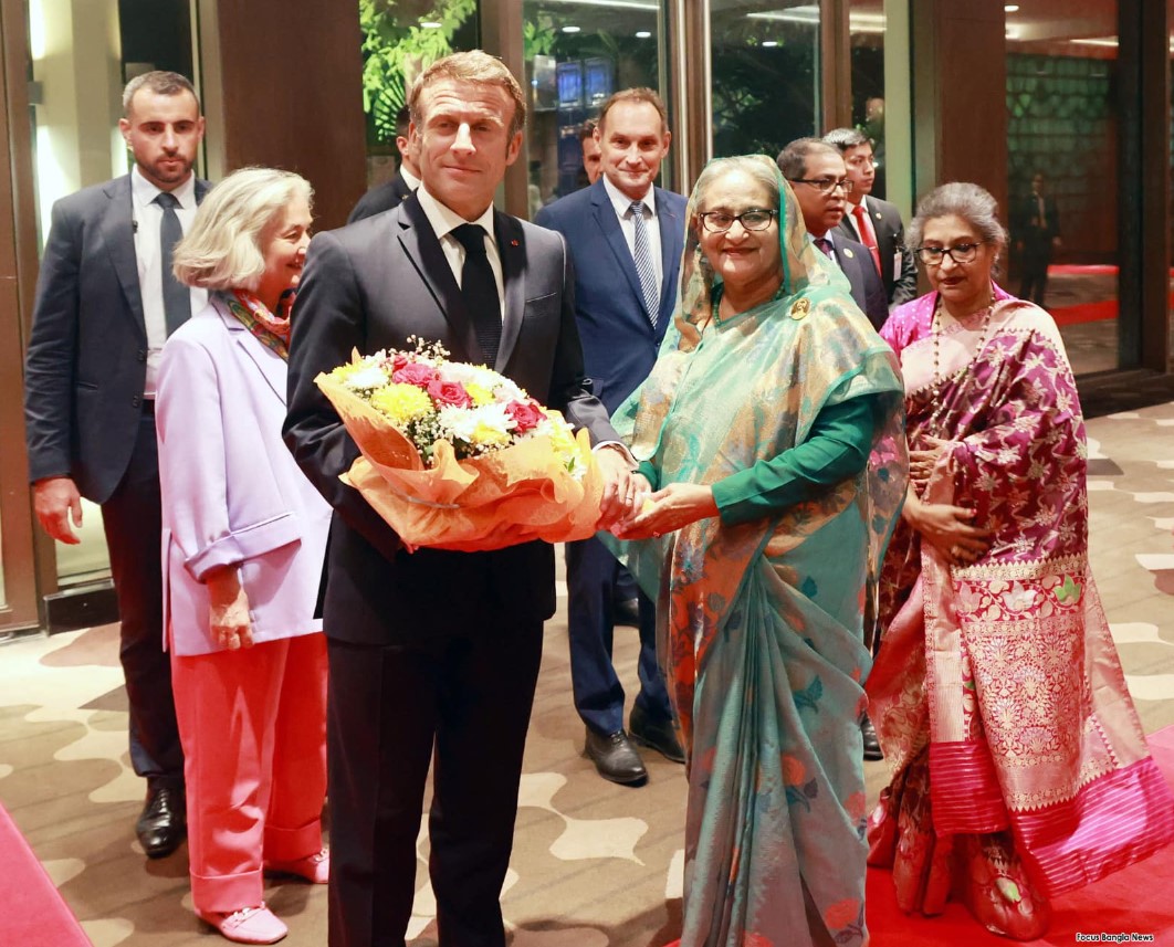 যেসব খাবারে আপ্যায়িত হলেন ফ্রান্সের প্রেসিডেন্ট