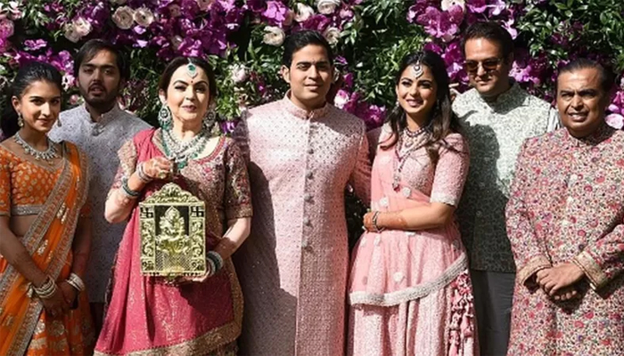 মুকেশ আম্বানির উত্তরাধিকারী হচ্ছেন যারা