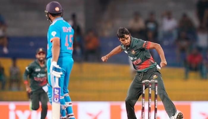 অভিষেকেই দুর্দান্ত সাকিব, বিশ্বকাপ দলে থাকার দাবি