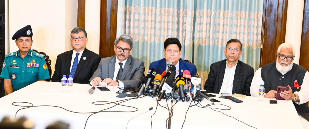 সরকার ২৮ অক্টোবরের ঘটনা ব্রিফ করলো কূটনীতিকদের (ভিডিও)